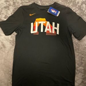 NWT Utah Jazz arches Tee
